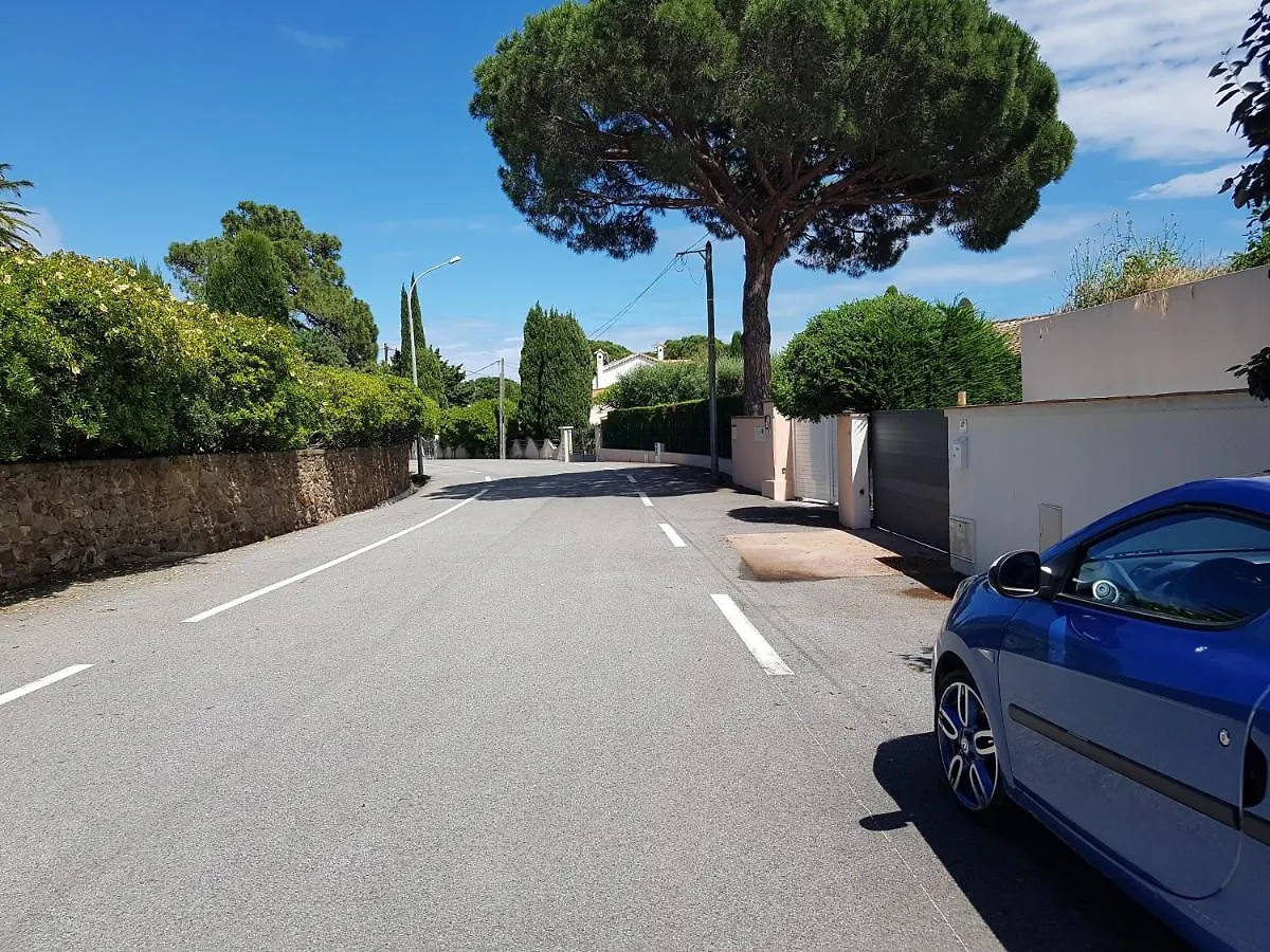Apartment Les Rosieres Sainte Maxime-Golf De Saint Tropez, Climatisee France